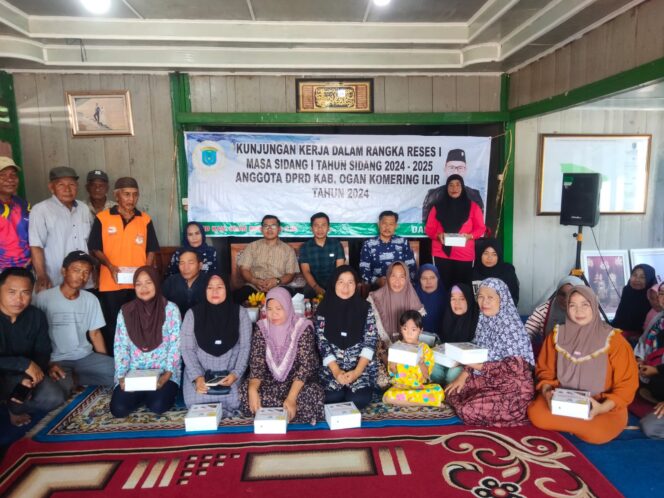 
					Anggota DPRD Dapil 2 OKI Dari Praksi PDI Perjuangan Gelar Reses di Desa Terusan Menang Sp Padang