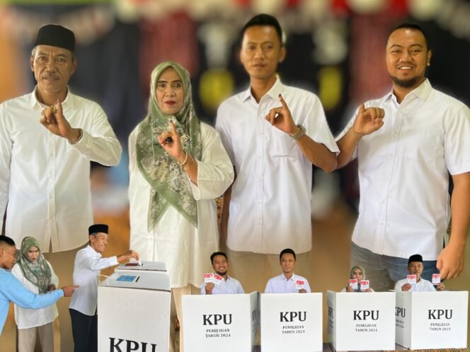 
					Calon Bupati OKI Dja’far Shodiq Gunakan Hak Pilih di Desa Makarti Mulya