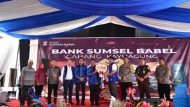 Wakil Bupati Ogan Komering Ilir (OKI), Supriyanto, menghadiri acara Penyaringan Hadiah Undian Grand Prize Tabungan Pesirah yang diselenggarakan oleh Bank Sumsel Babel (BSB) Cabang Kayuagung, Senin (24/02/25).