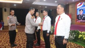 Rapat Kerja Teknis (Rakernis) Gabungan Tahun Anggaran 2025 untuk empat fungsi strategis sekaligus, yakni Ditreskrimum, Ditreskrimsus, Ditresnarkoba, dan Dittahti, pada Rabu (6/8/2025). Kegiatan berlangsung di Auditorium Lantai 7 Mapolda Sumsel dan dihadiri oleh Wakapolda Sumsel, Brigjen Pol. M. Zulkarnain, S.I.K., M.Si., para Pejabat Utama Polda, para Direktur fungsi teknis, serta para Kasatwil jajaran