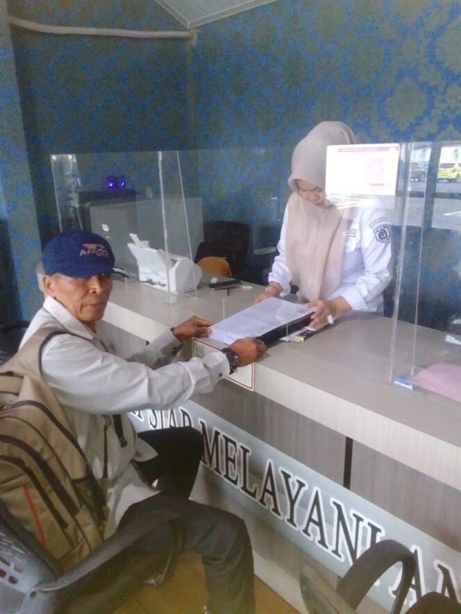 
					Dugaan Korupsi Dana Desa Tanjung Menang kec Rantau Bayur, Resmi dilaporkan ke Kejari Banyuasin